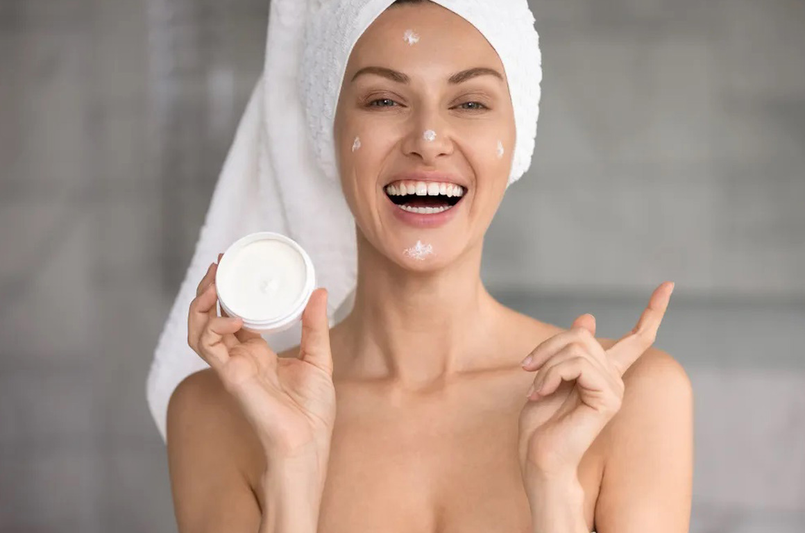 2.-Skinage-Collagen-Production-Cream-Active-–-Probudite-kozu-iz-sna-i-dajte-joj-energiju-dana-opt